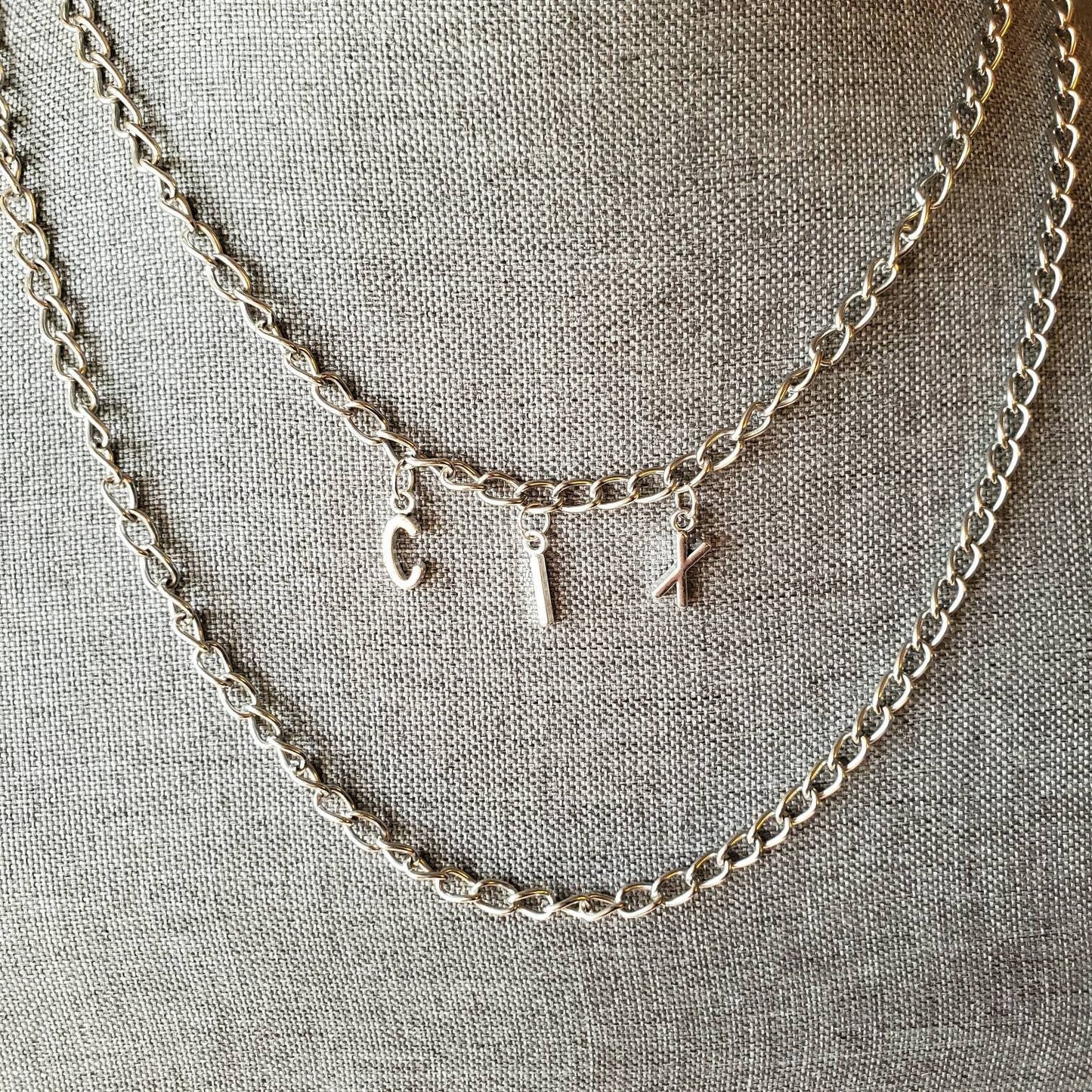 Custom Kpop Bias Name Necklace | Iron