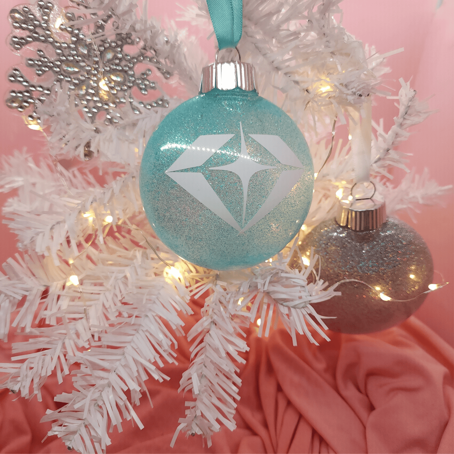 TREASURE | Ornaments